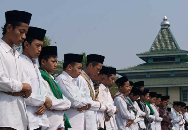 shalat istqo' pondok lirboyo