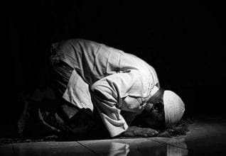 salat rebo wekasan
