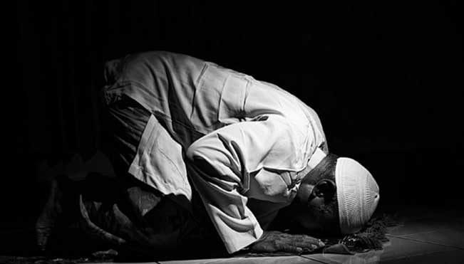 salat rebo wekasan