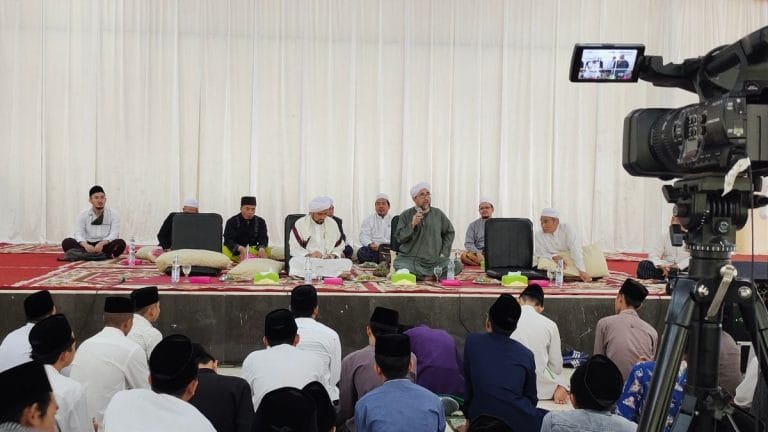 Kunjungan Habib Zaid Yaman ke Lirboyo