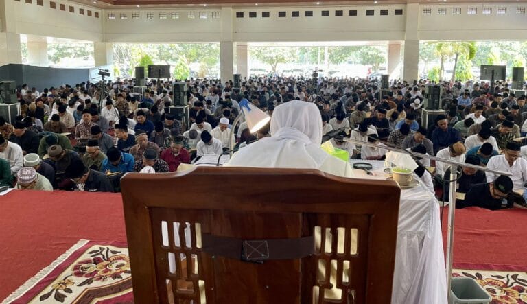 foto;kh.muid shohib lirboyo