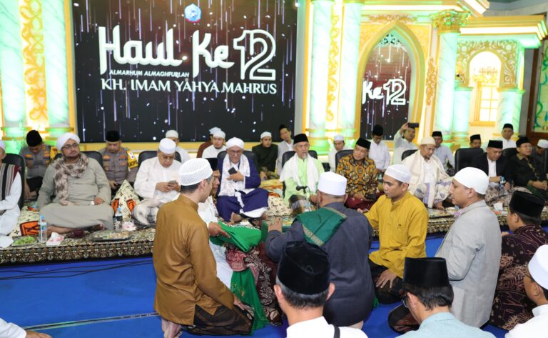 Haul ke 12 KH. Imam Yahya Mahrus