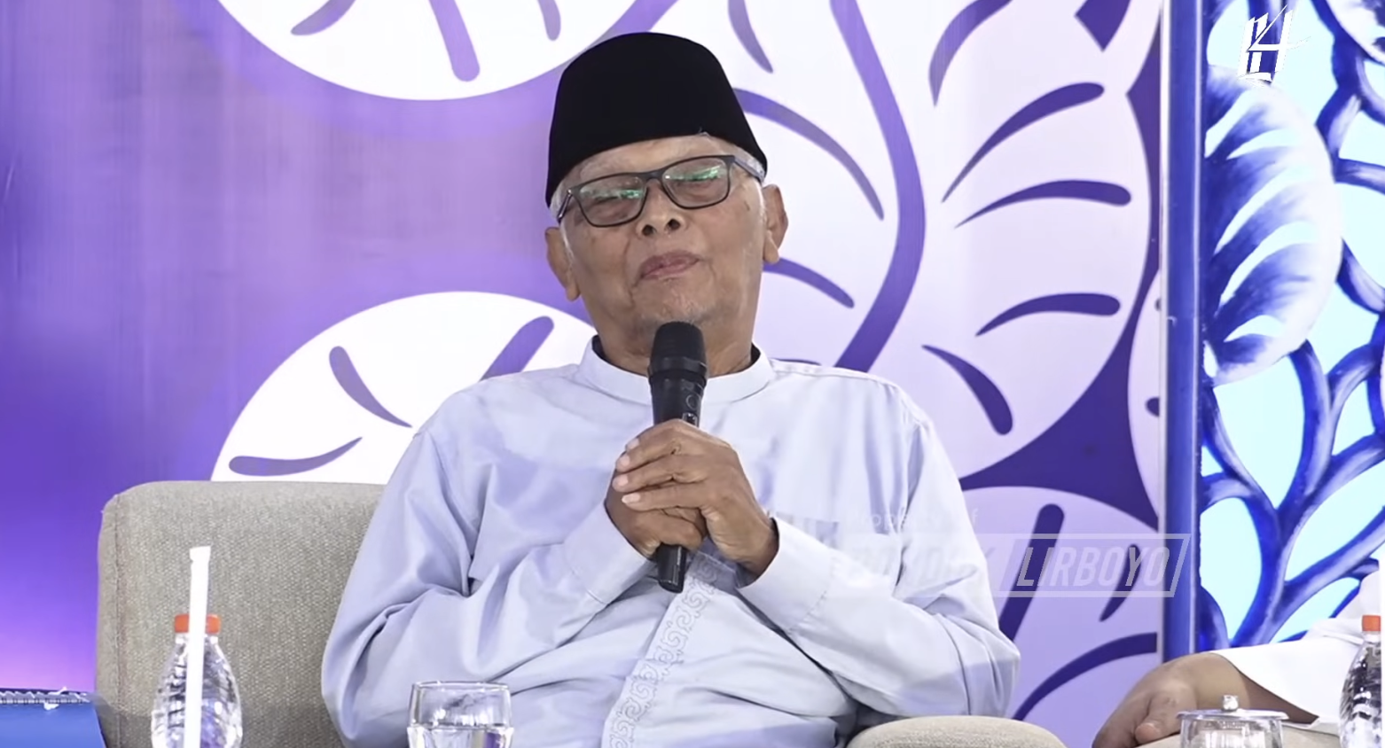 Halaqoh Fikih Peradaban di Pondok Pesantren Lirboyo yang kedua.