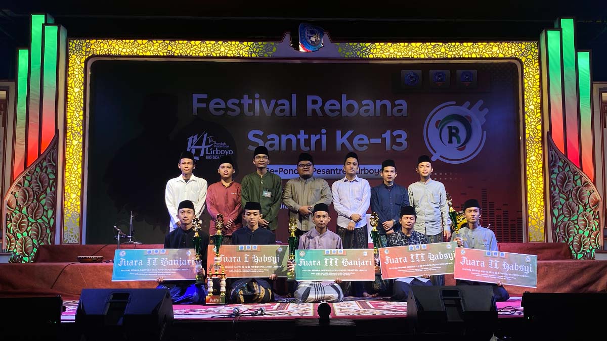 Menyemarakkan Haul dan Haflah ke 114 Th: Pondok Lirboyo Gelar Festival Rebana Santri