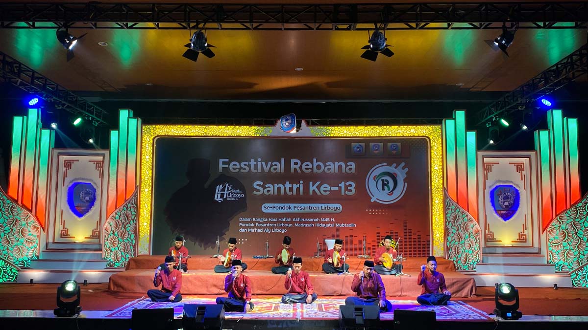 Menyemarakkan Haul dan Haflah ke 114 Th: Pondok Lirboyo Gelar Festival Rebana Santri