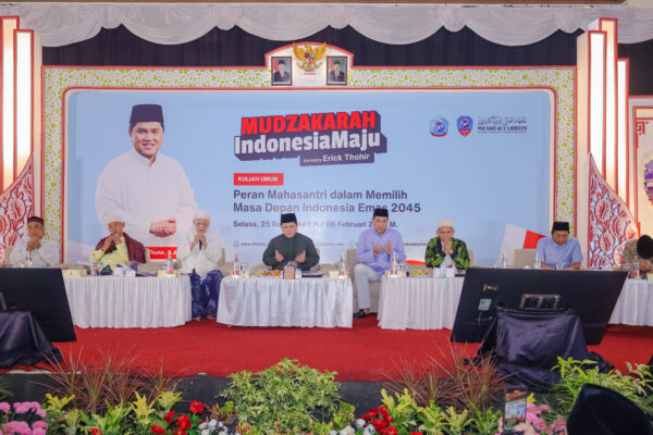Erick Tohir Bersilaturahmi dan Mengisi Kuliah Umum di Pondok Lirboyo Erik Tohir Berkunjung Ke Pondok Lirboyo