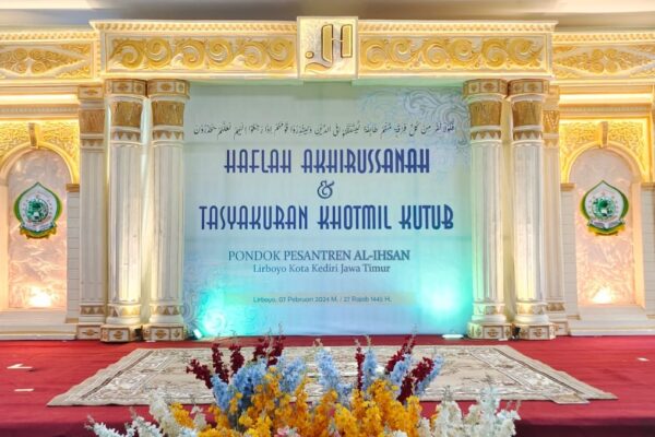 Haul Haflah Akhirussanah dan Tasyakuran Khoitmil Kutub Pondok Al Ihsan Lirboyo