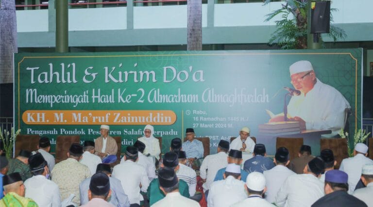 Haul Ke-2 KH. M. Ma’ruf Zainuddin Lirboyo