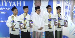 Sang Juara-Sanad Makna kitab pesantren