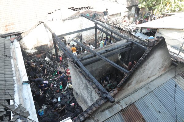 Insiden Kebakaran di Rumah Kasepuhan KH. Marzuqi Dahlan kebakaran