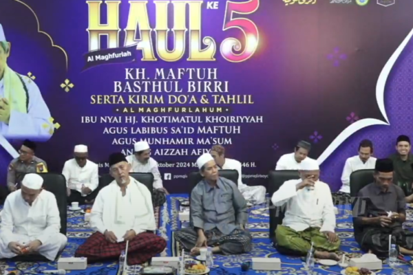 Liputan Haul Ke 5 Al Maghfurlah KH. Maftuh Basthul Birri