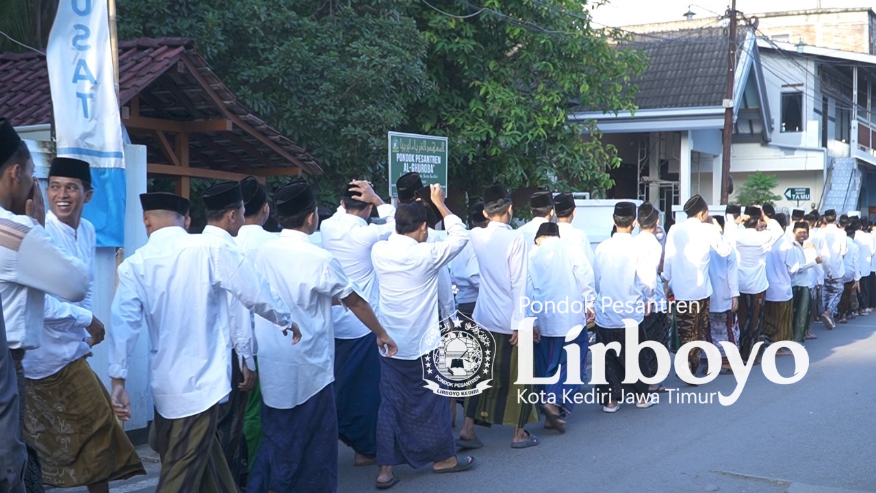 Agenda Sowan Masyayikh Lirboyo