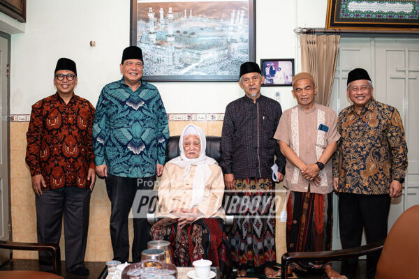 Chairul Tanjung Berkunjung ke Pondok Pesantren Lirboyo, Sampaikan Permohonan Maaf Terkait Tayangan Trans7 Kunjungan Chairul Tanjung
