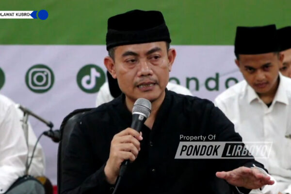 Sholawat kepada Nabi Muhammad dan kisan anak kecil