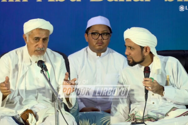 Halaqoh Ilmiah Bersama Syekh Abu Bakar bin Zein Ar Roqi Bafadhol Habib Zen
