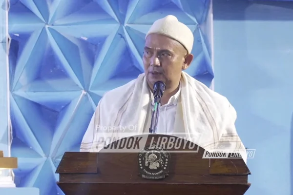 KH. An’im Falahuddin Mahrus: Santri adalah Aset Berharga Bangsa Sambutan KH. An'im Falahuddin atas nama dzuriyyah Lirboyo