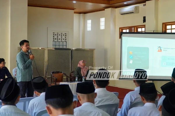 BSSN Dorong Santri Lirboyo Ciptakan Jejak Digital Positif