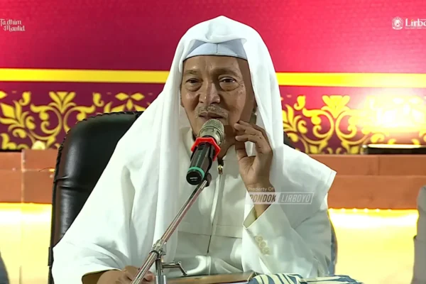 Di Acara Ta’dhim Maulid, Kiai Kafabihi Imbau Santri Tekuni Hadis dan Contoh Akhlak Rasulullah Pesan Kiai Kafa dalam Ta'dhim Maulid