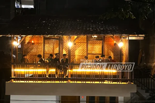 Langgar Angkring Lirboyo