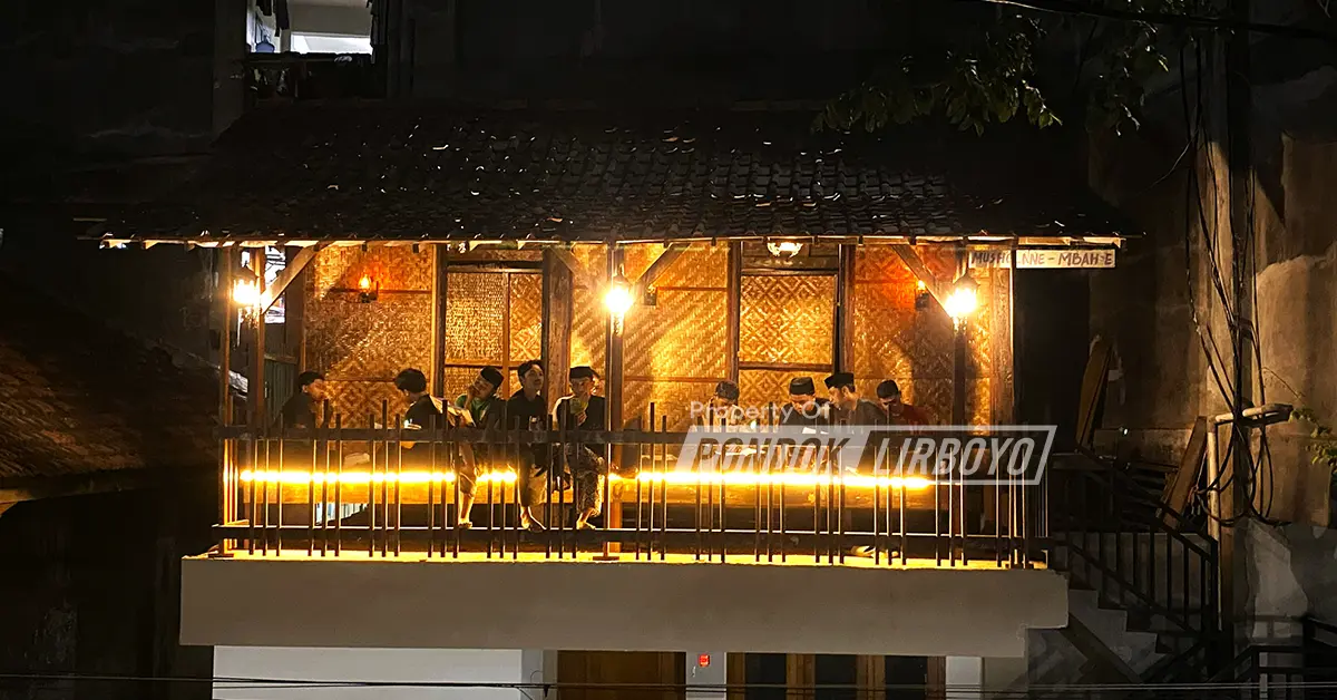 Langgar Angkring Lirboyo
