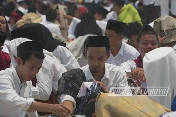 Santri Membatik